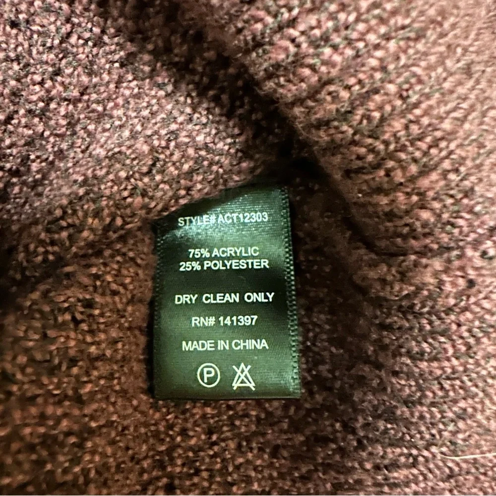 ASTR The Label Stephanie V Neck Wrap sweater in Burgundy Medium - Picture 11 of 11